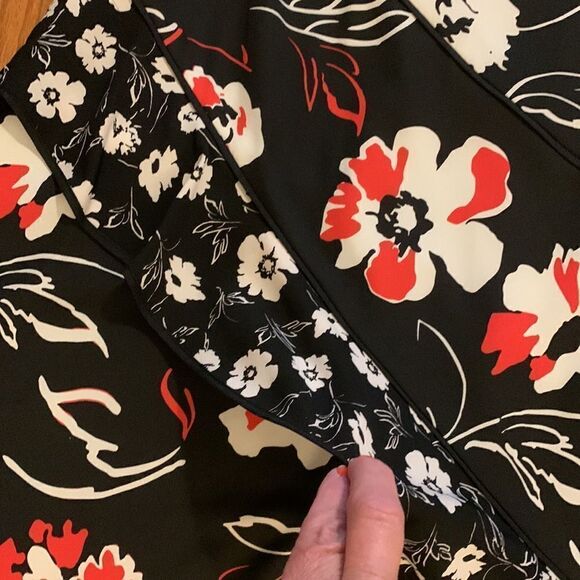 Calvin Klein floral size 4 midi dress with asymmetrical design - Picture 8 of 9